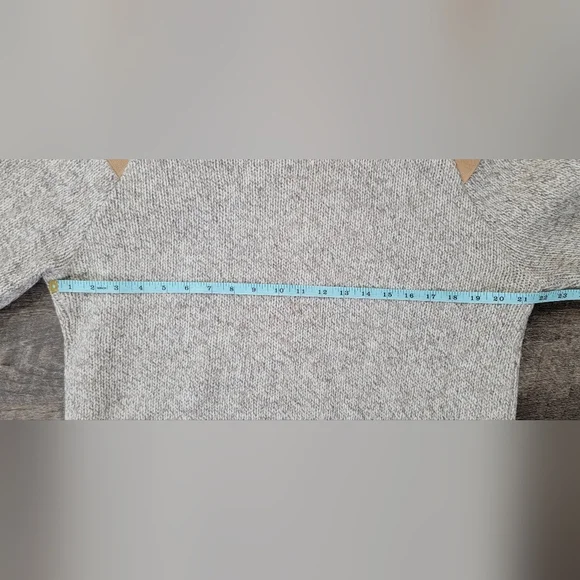 Vintg Early 80s Sweater Mens L Oatmeal Tan w/ Leather Patches Wool Blend US Made - Picture 7 of 11